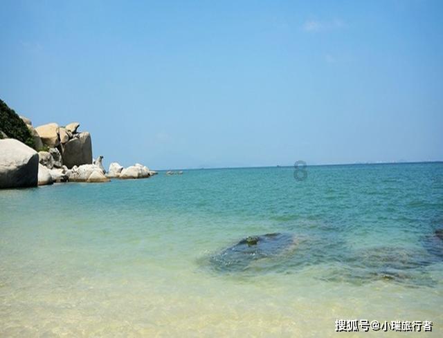 古怪巫师逃离村庄